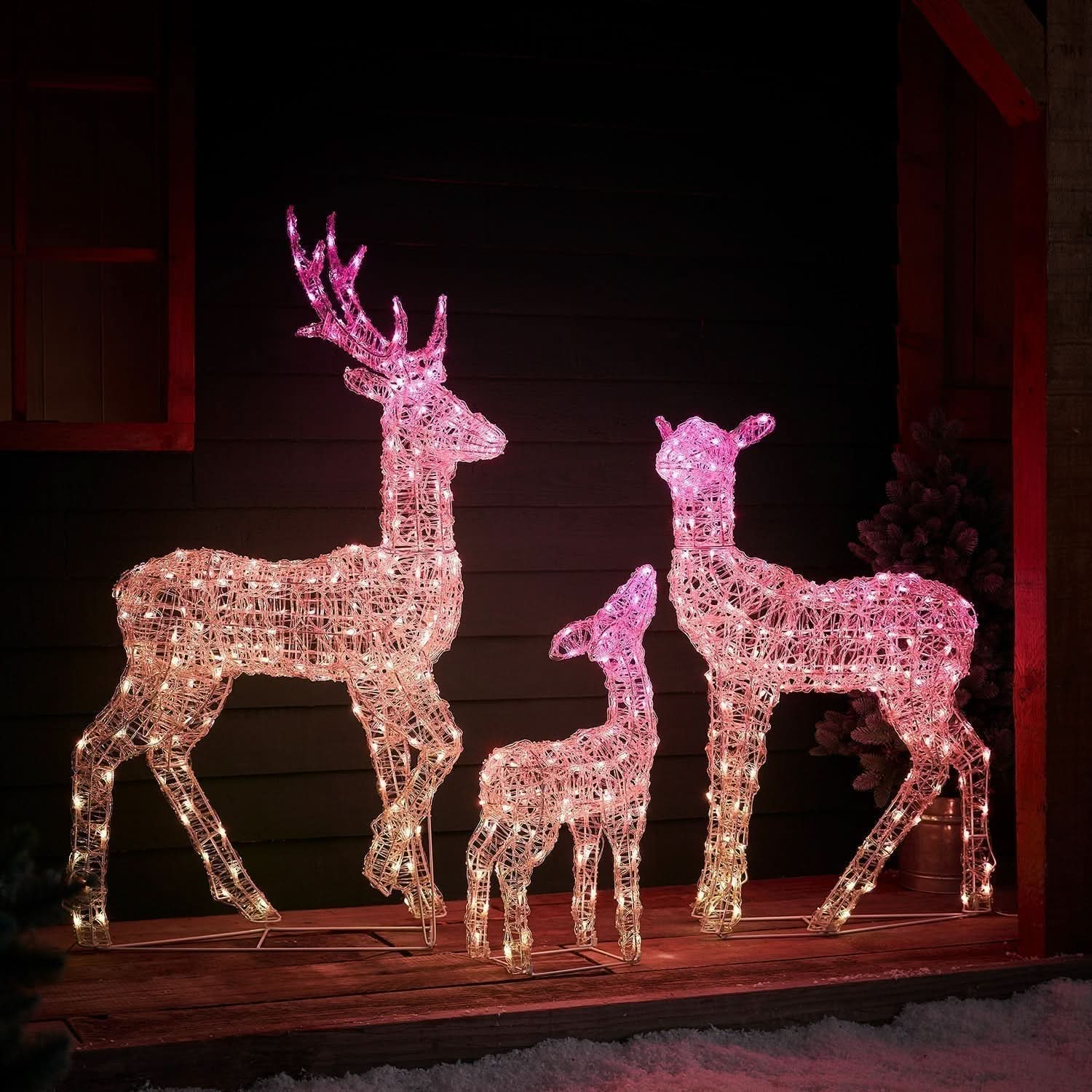 Conjunto de 5 Renas Iluminadas com LED RGB e Controle via Wi-Fi